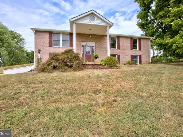 243 Macbeth Dr, Charles Town, WV 25414