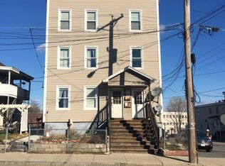 66 Mechanic St, Leominster, MA 01453