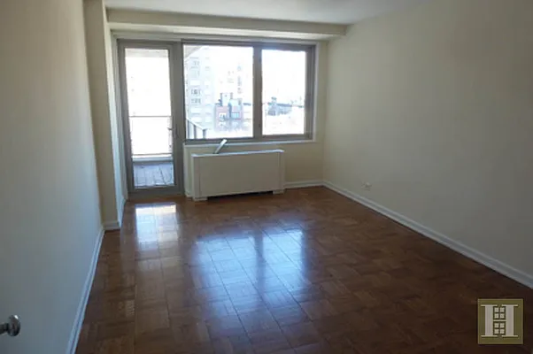 Rented by Halstead Real Estate | media 28