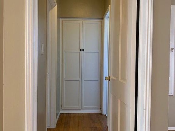 4th image of 4424 Boundary St