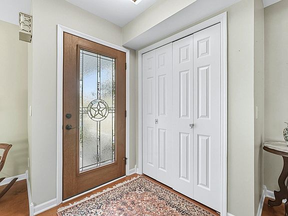 3rd image of 1635 W Westgate Ave