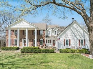 203 Sugarland Dr, Pleasant Hill, MO 64080