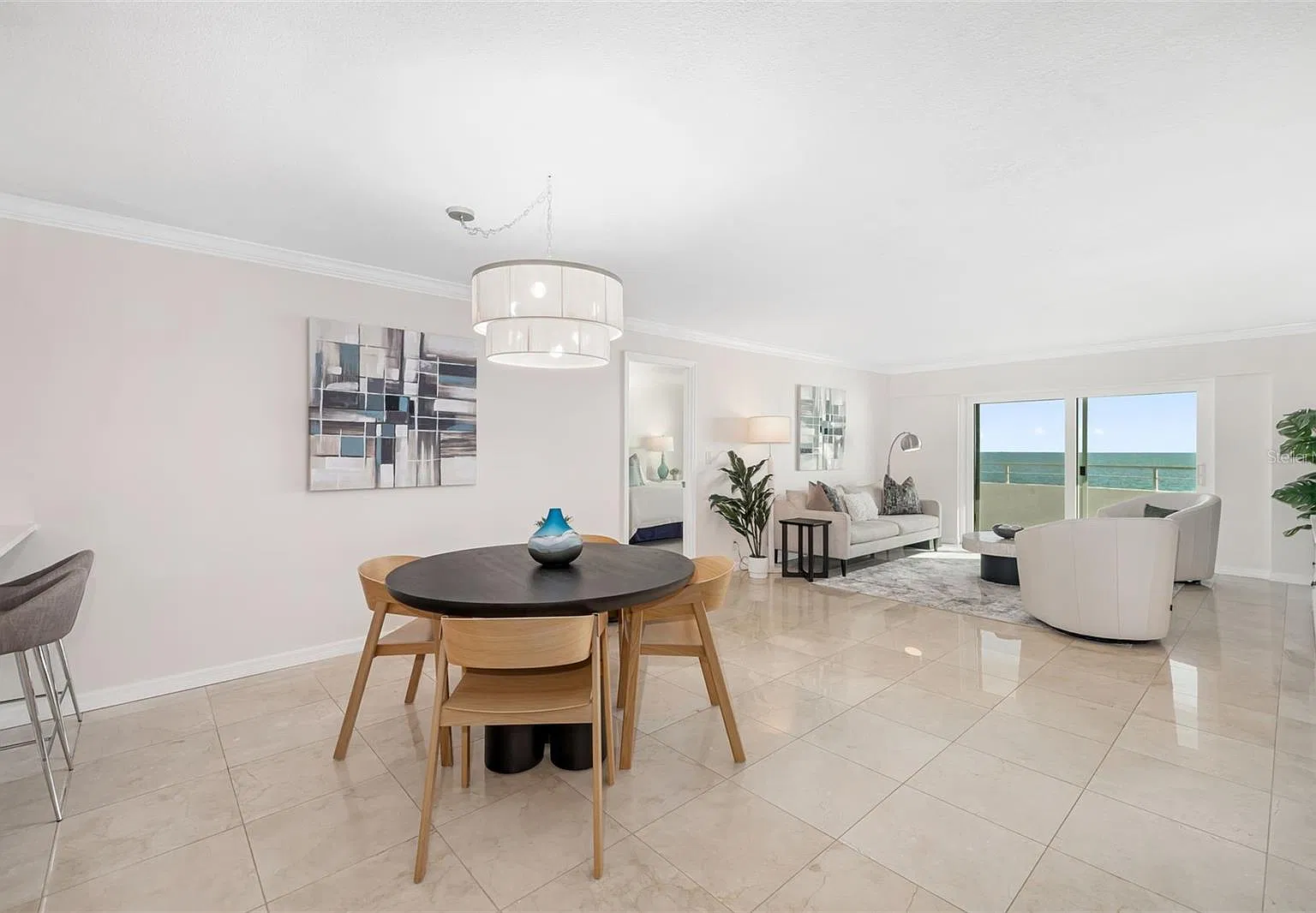 2 bed, 1364 sqft, $4,500 — Photo 1