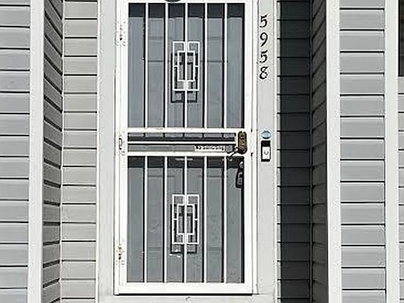 3rd image of 5958 S Swadley Way
