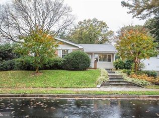 4012 27th St N, Arlington, VA 22207