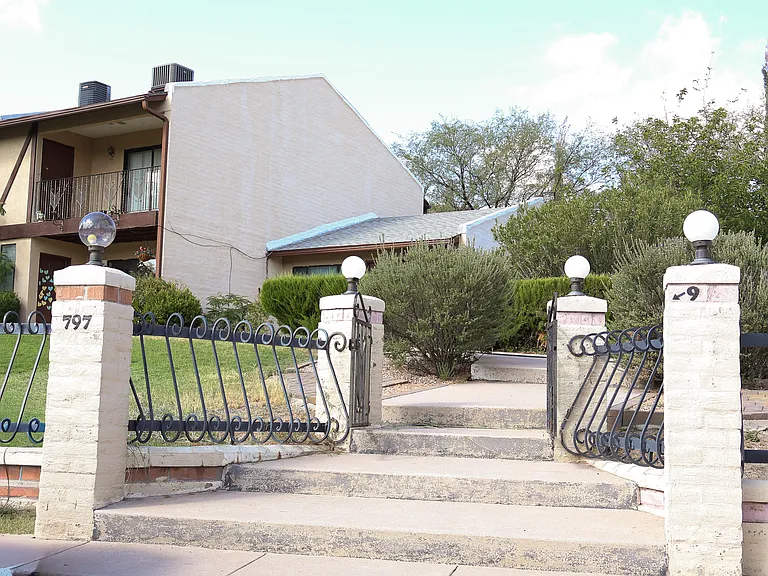 797 W Mesa Verde Dr #D — Photo 6