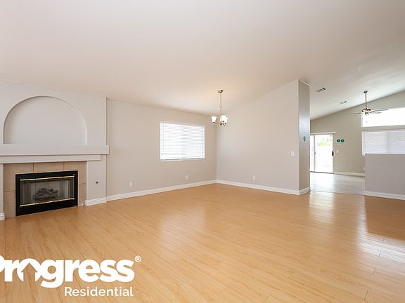 4th image of 2769 Purple Root Dr