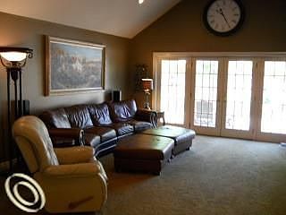 5th image of 43 Radnor Cir