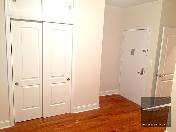 5th image of 3094 44th St APT 2R