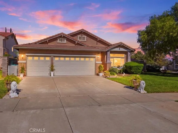 435 Rembrandt Dr, Corona, CA 92882