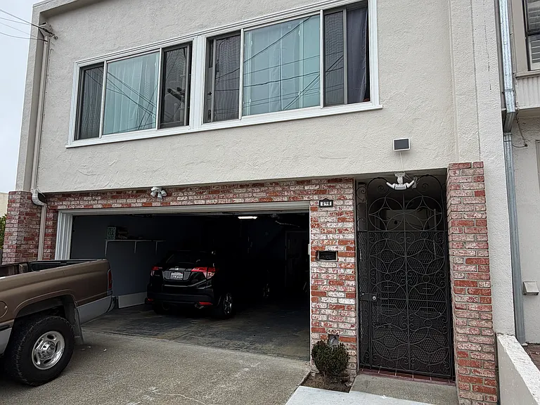 494 Florence St — Photo 12