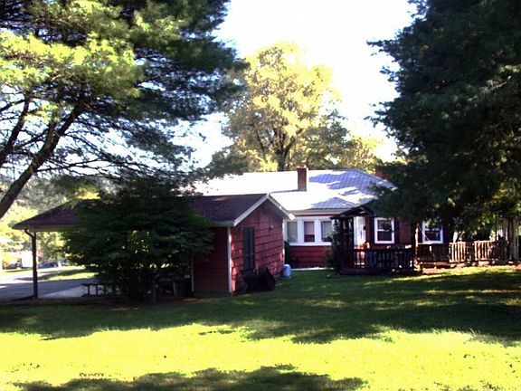 4th image of 189 Forest Ave