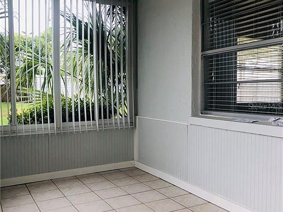 4th image of 13940 Anona Heights Dr APT 20