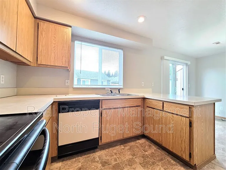 1414 128th Dr NE — Photo 9