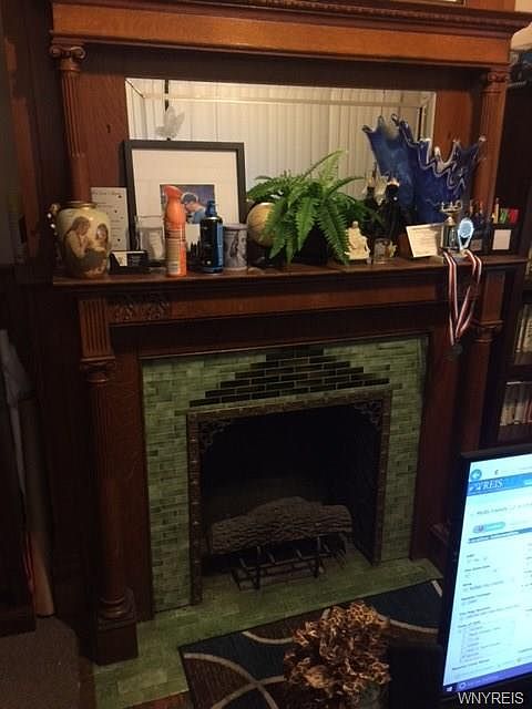 2nd image of 327 Lafayette Ave