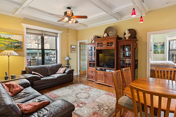 Sold by Brooklyn Real Inc | media 14