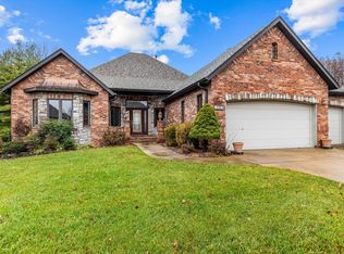 6063 S Riverbend Rd, Springfield, MO 65810