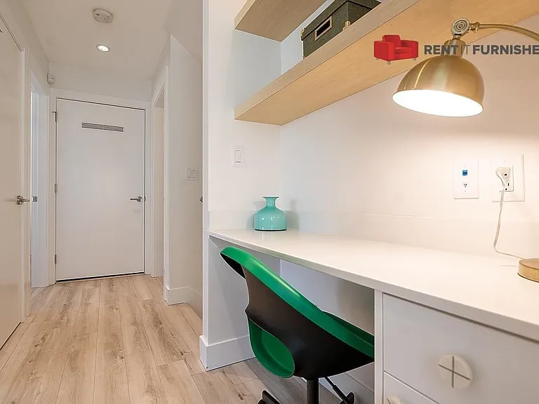 3143 E 8th Ave — Photo 10