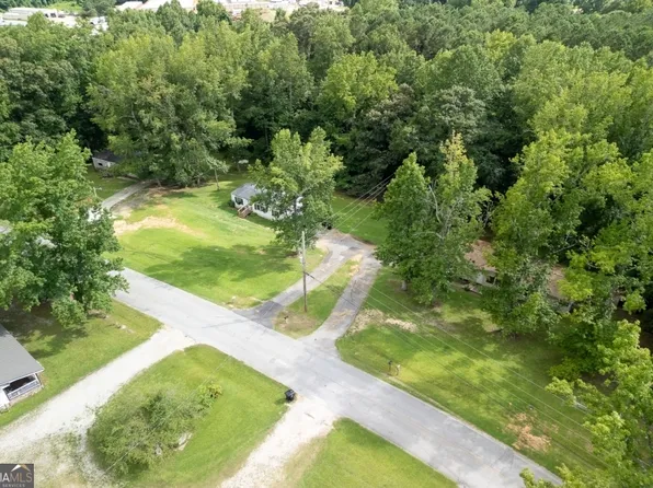 355 Double D Rd, Temple, GA 30179