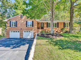 5954 Flamingo Dr, Roanoke, VA 24018