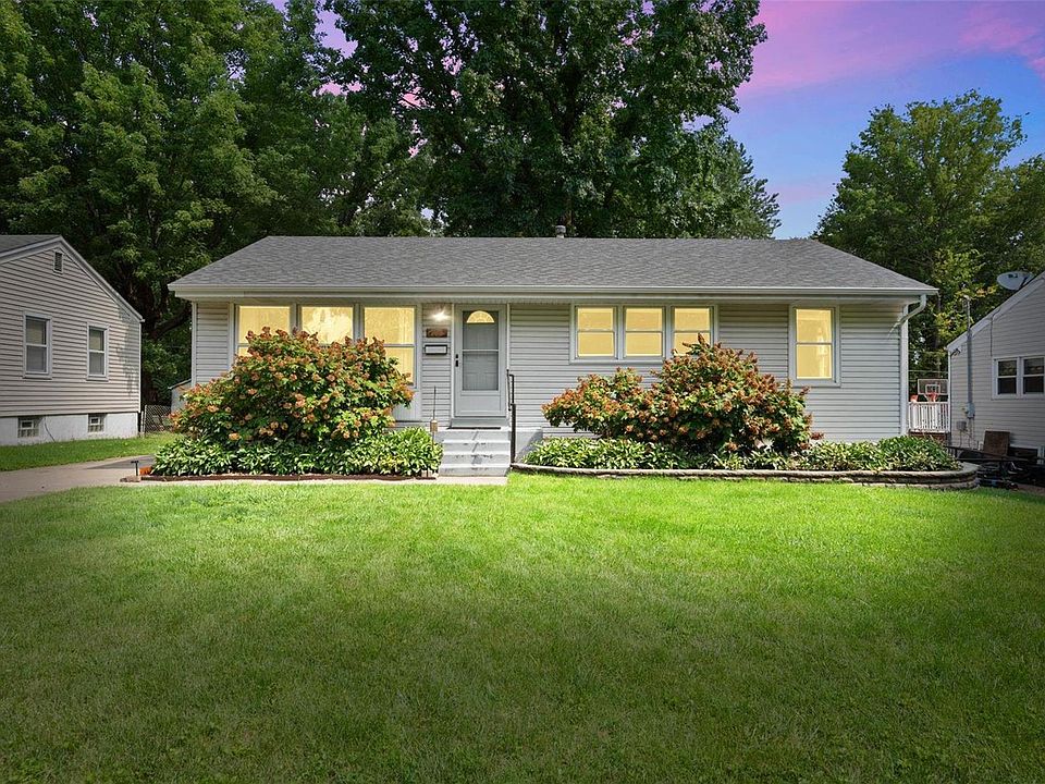 1st image of 155 Saint Madeleine Ln