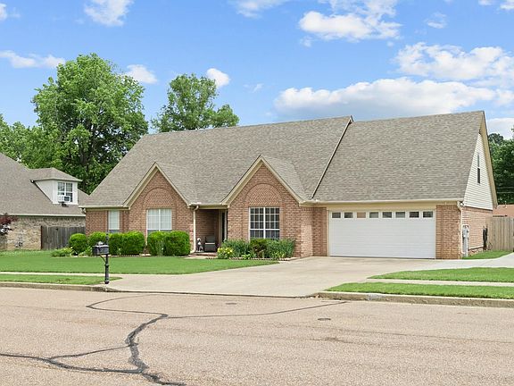 2nd image of 7072 Alder Wood Dr