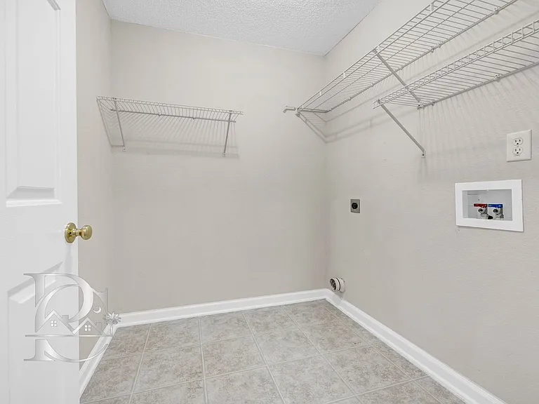 116 Dupre Mill Ct — Photo 14
