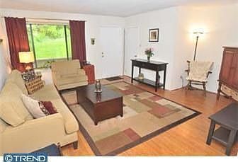 3rd image of 7305 Hilltop Dr