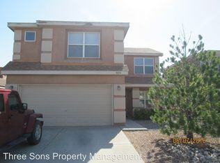 10236 Shawna St NW, Albuquerque, NM 87114