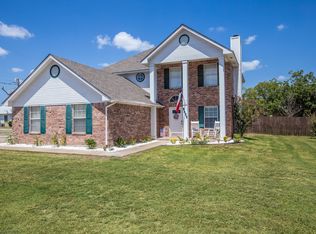 9430 5th St, Crawford, TX 76638