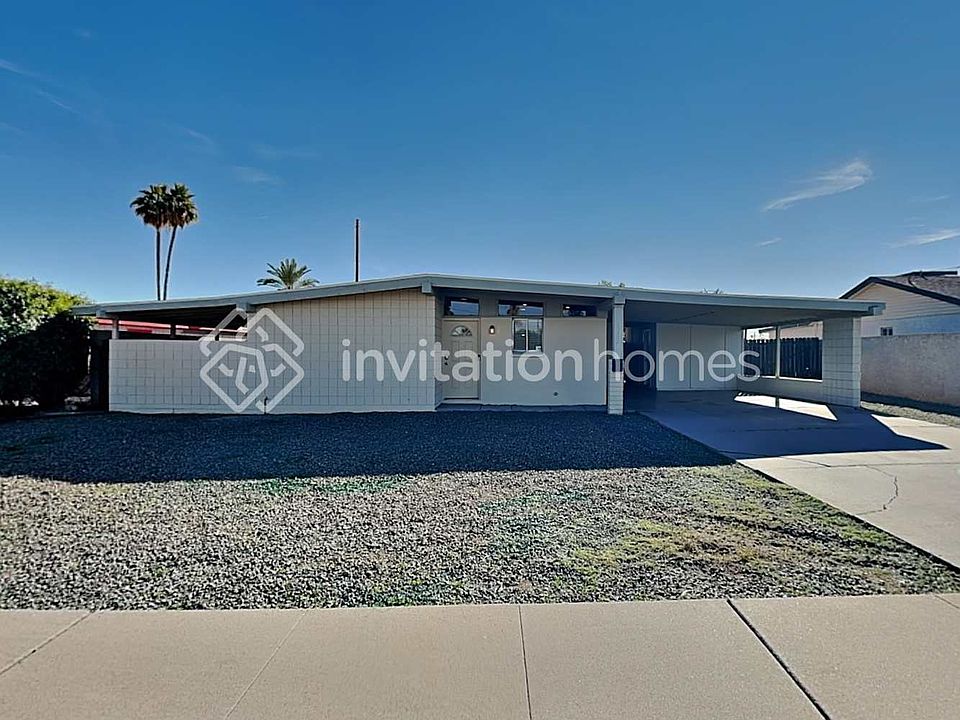 1st image of 3735 W Puget Ave