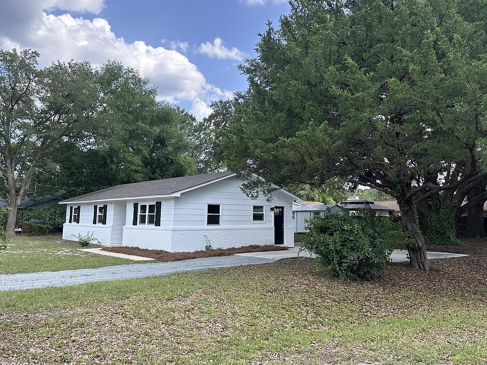 2nd image of 241 Lancaster Road