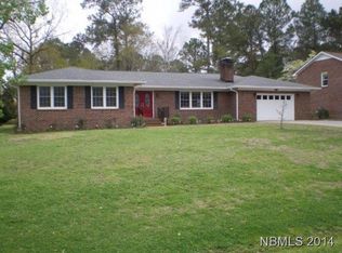 508 Plantation Dr, New Bern, NC 28562