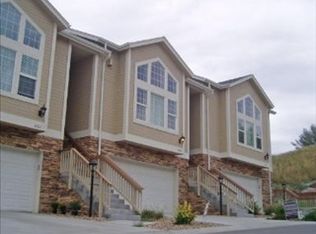 6829 W Yale Ave, Lakewood, CO 80227