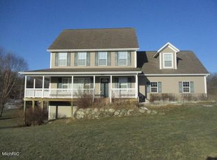 7571 Prairie Crossing Ln, Kalamazoo, MI 49004