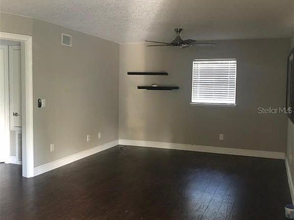 5th image of 1042 Hamilton Ave