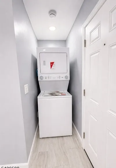 411 S 16th St #1 — Photo 37