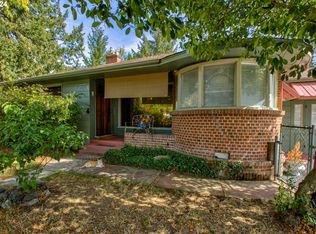 475 N Main St, Canyonville, OR 97417