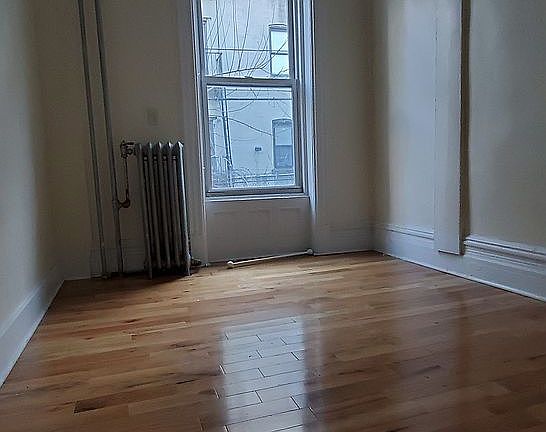 4th image of 748 Lincoln Pl #2A