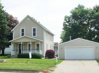 416 West St, Grinnell, IA 50112