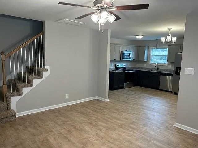 1215 Cottonwood Dr — Photo 9