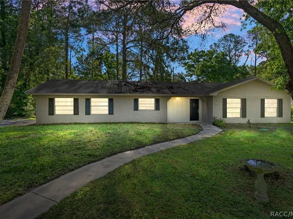 3757 S Illinois Ter, Homosassa, FL 34448