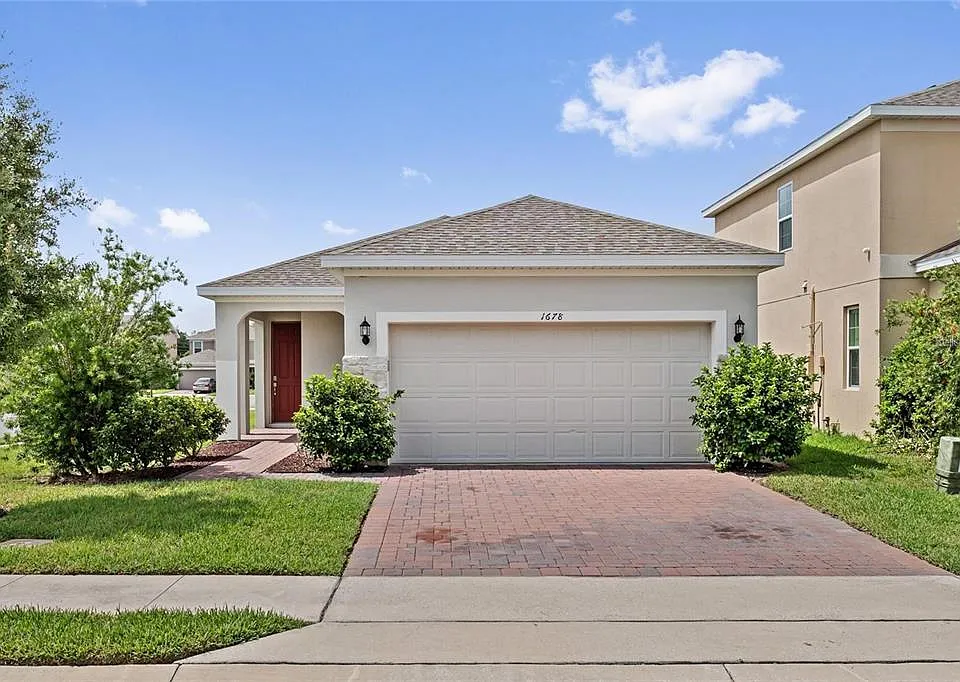 1678 Swan Swim Dr