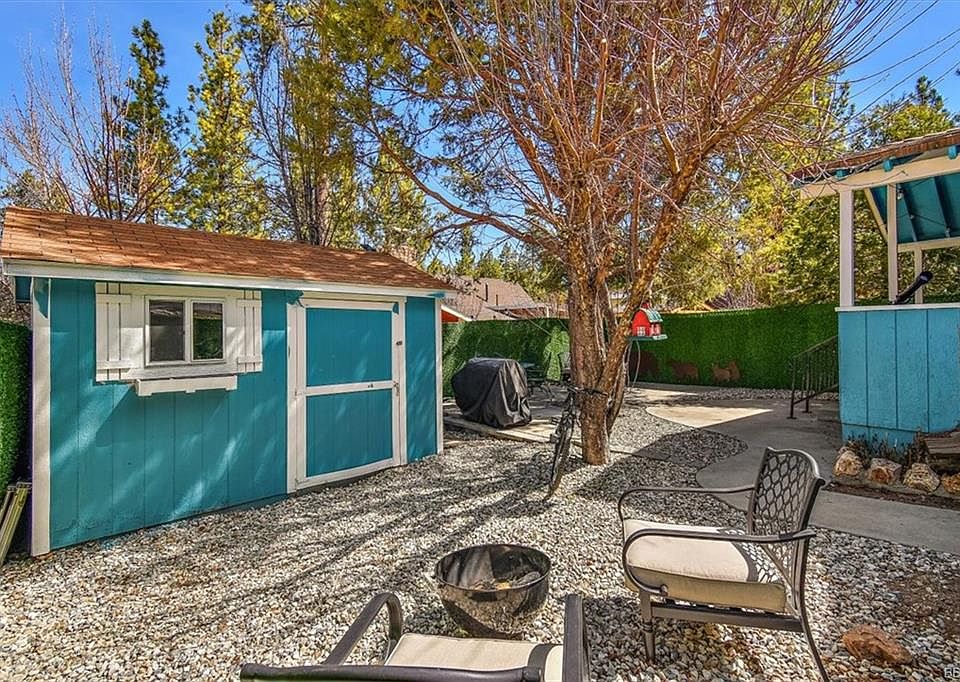 1st image of 39982 Ohio Ln