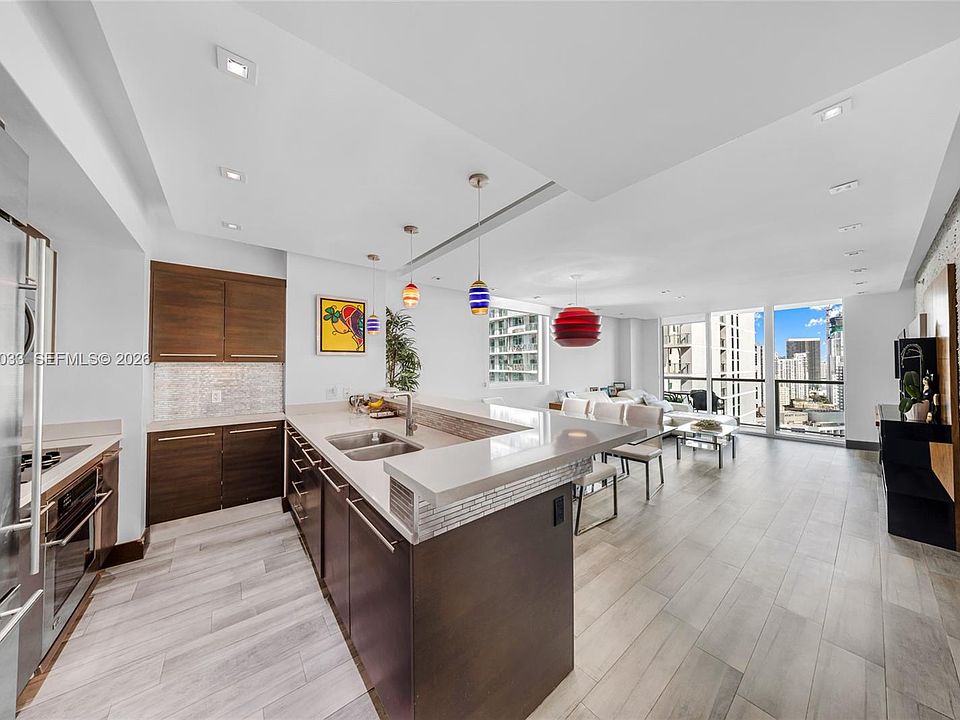 1st image of 500 Brickell Ave APT 3707