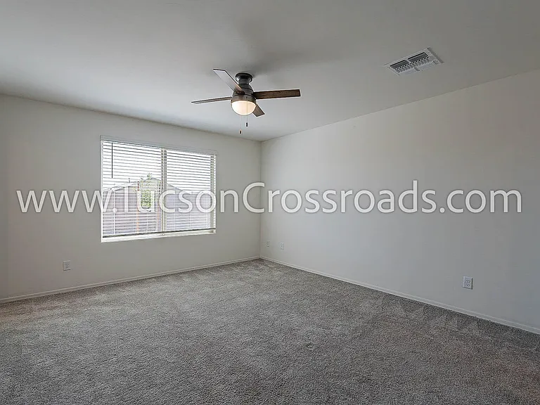 10611 Halsey Dr — Photo 28