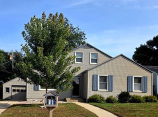 1904 W 22nd St, Sioux Falls, SD 57105