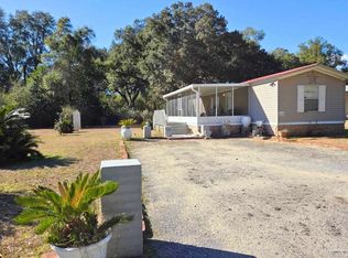 4505 Edgewood Dr, Milton, FL 32583