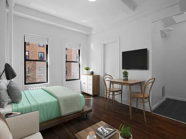 19 West 69th Street image 1 of 18