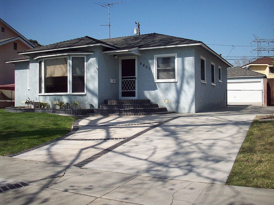 Sold by www.SoldLax.com